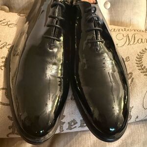 To Boot Glossy Black Oxfords